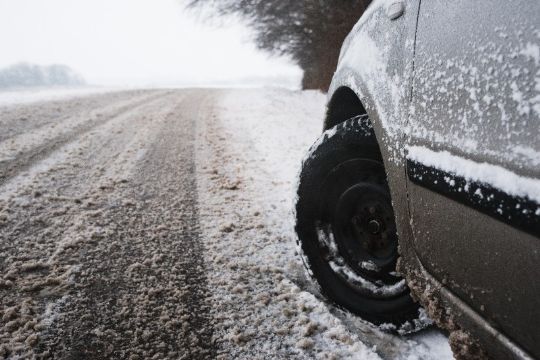 Vigtigt at overholde lovkrav til vinterd�k