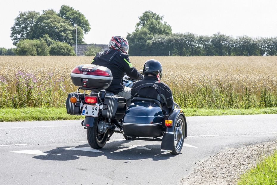 Motorcyklisterne k�rer nu ud i for�ret 