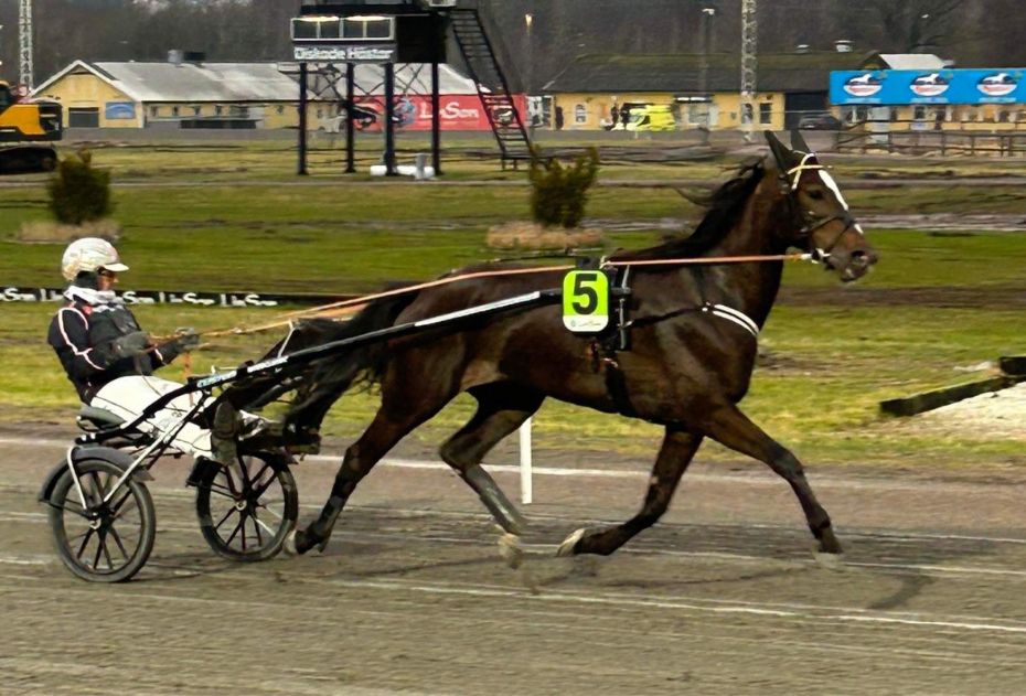 Patricia pr�ver lykken i Halmstad