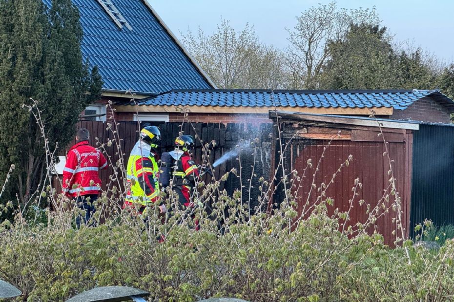 Brand i skur i Pedersker