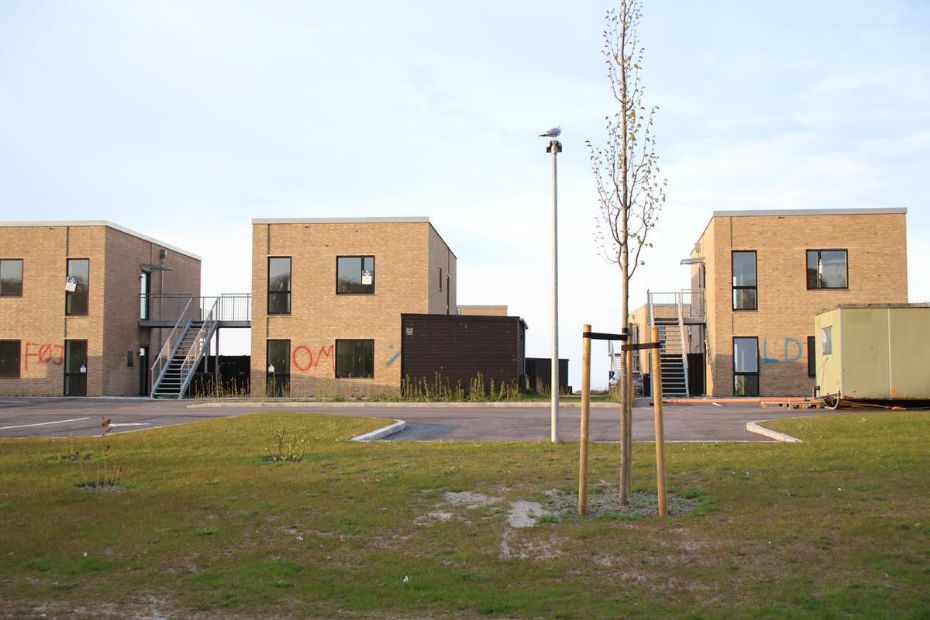 B�lge af graffiti rammer Tejn og Sandvig