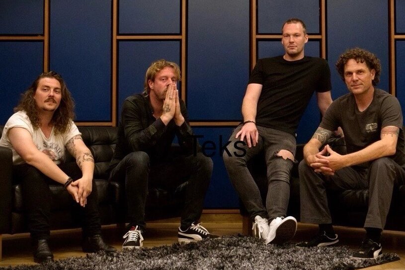 Superloader giver rockkoncert i Svaneke