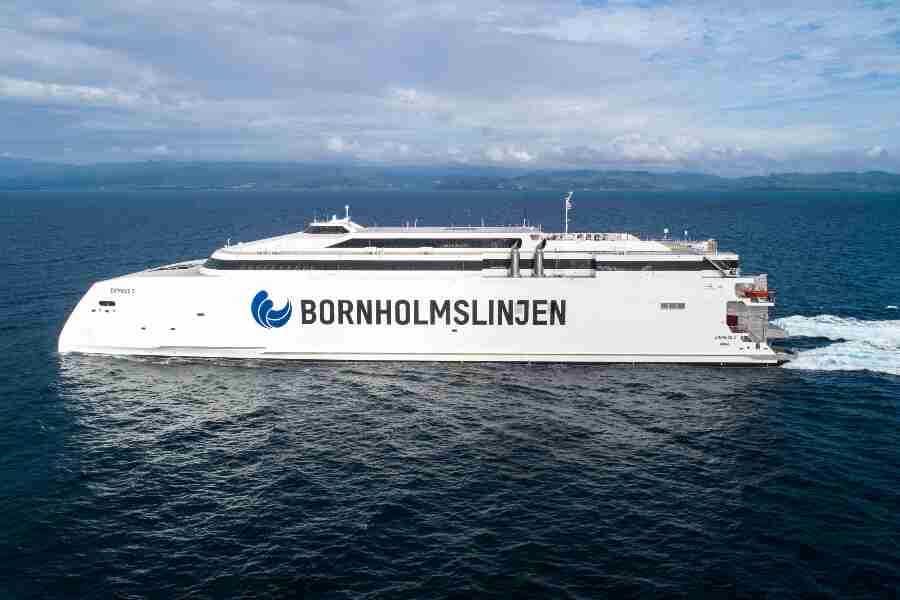 Trafikken til Bornholm vokser trods f�rre sejladser