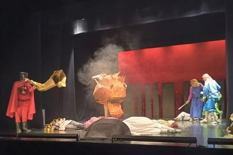 Stor interesse for KLAKs store teaterforestilling