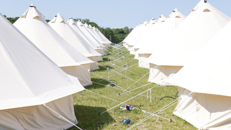 Flere pladser p� teltlejre under Folkem�det