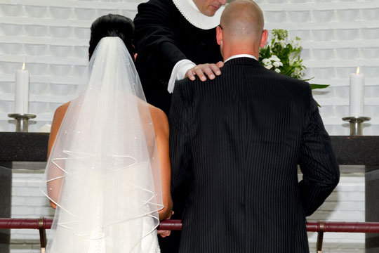 Hvad giver medlemskab af folkekirken ret til?