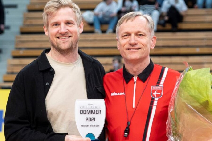 Kursus for volleyball-dommere i Nex�
