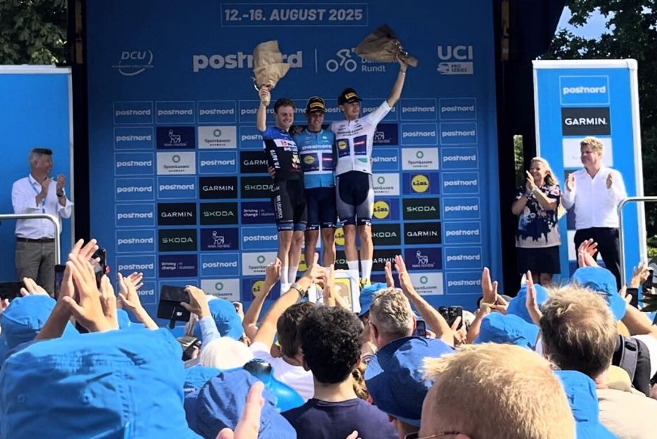 Niklas Larsen p� podiet i PostNord Danmark Rundt