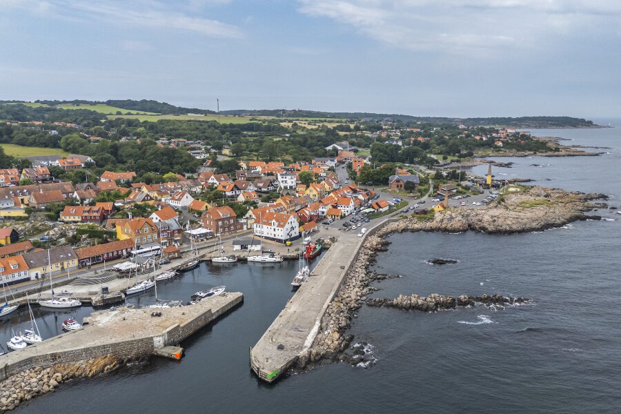 Fire tiltalt for brud p� bop�lspligt i Allinge