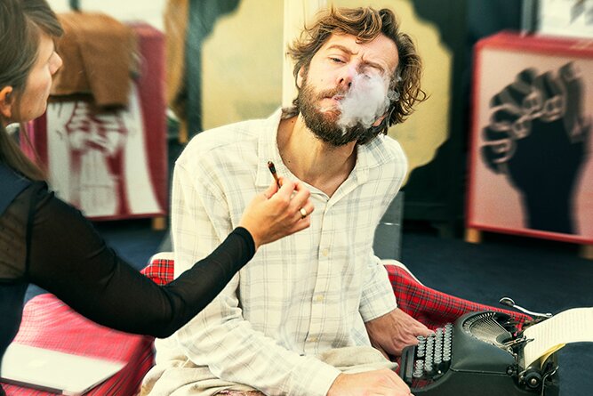 Teaterforening pr�senterer musikdramaet Kl�vedal