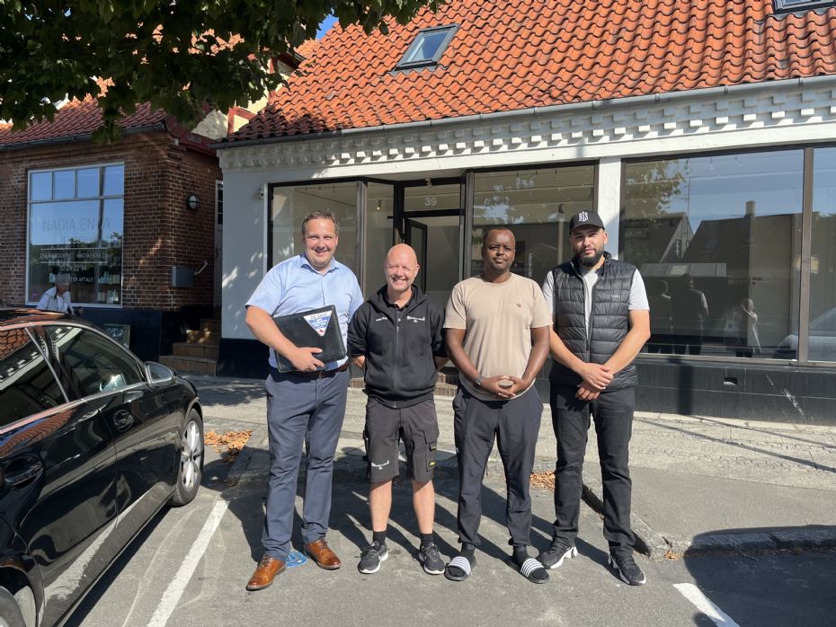 Fris�rsalon flytter ind i tidligere skobutik