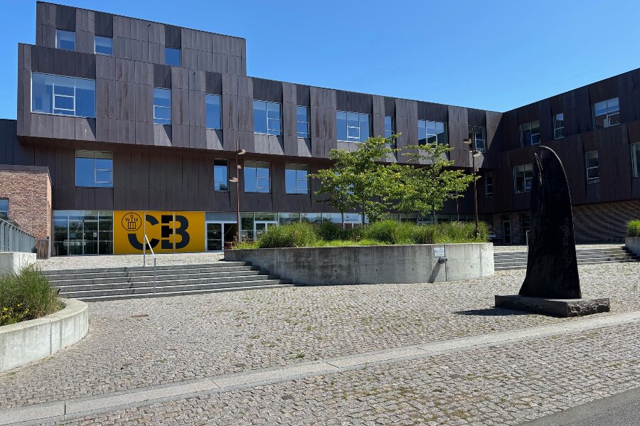 Campus Bornholm har nedbragt sin store g�ld