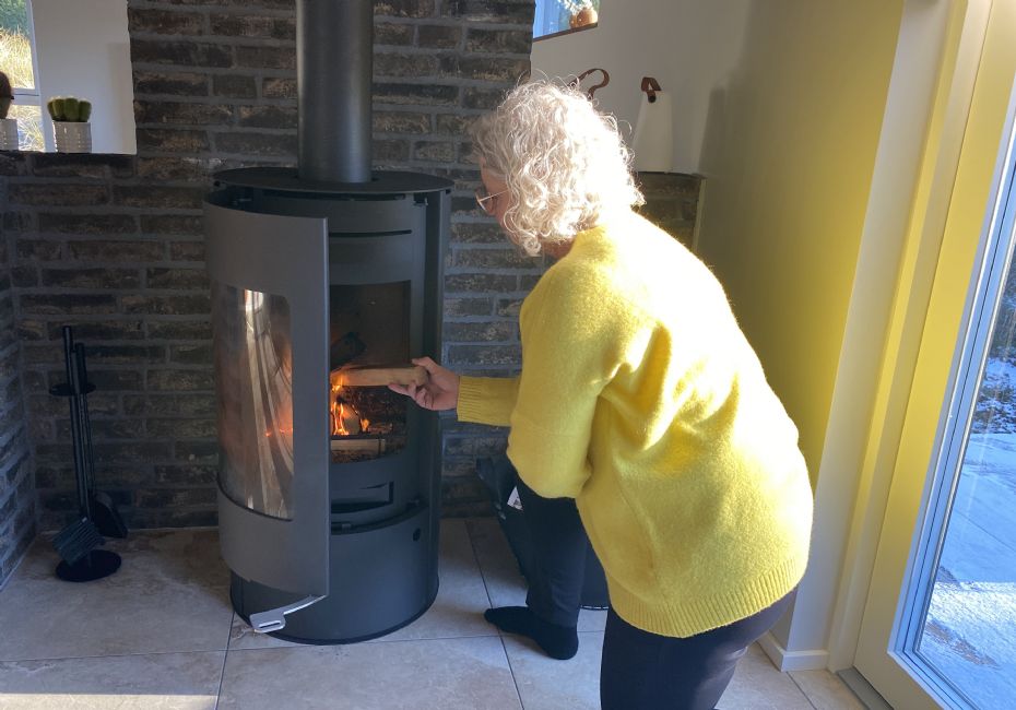 Br�ndeovne hygger i huset - men mindre i klimaregnskabet