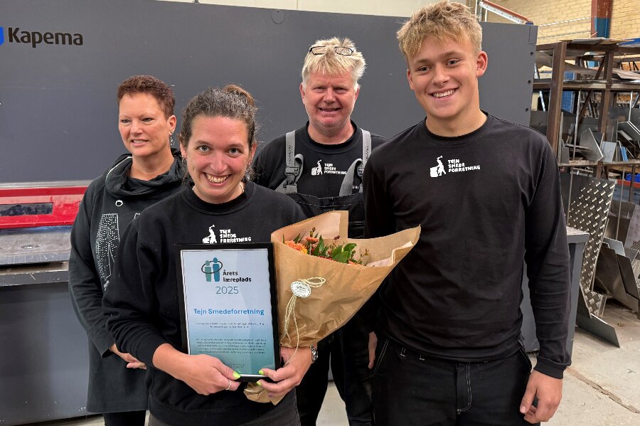 Tejn Smedeforretning indstillet til �rets L�replads