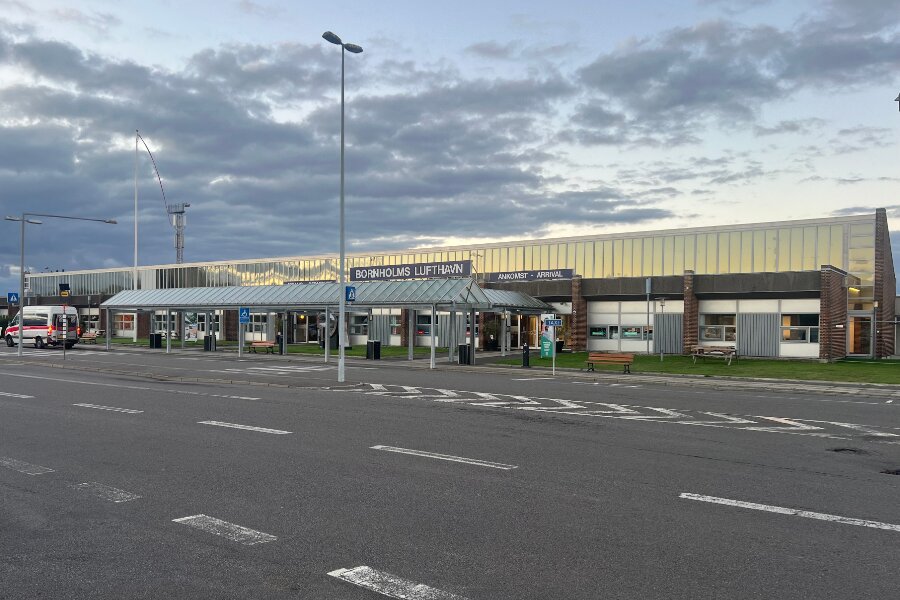 Melding om blinkende objekt ved lufthavnen