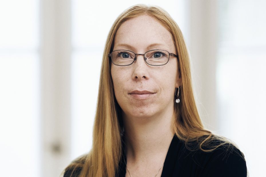 Debutant udgiver sci-fi-roman p� lokalt forlag