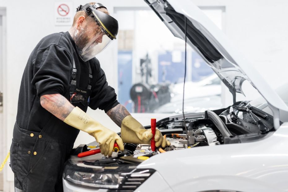 Elbiler fylder stadig mere p� v�rksted