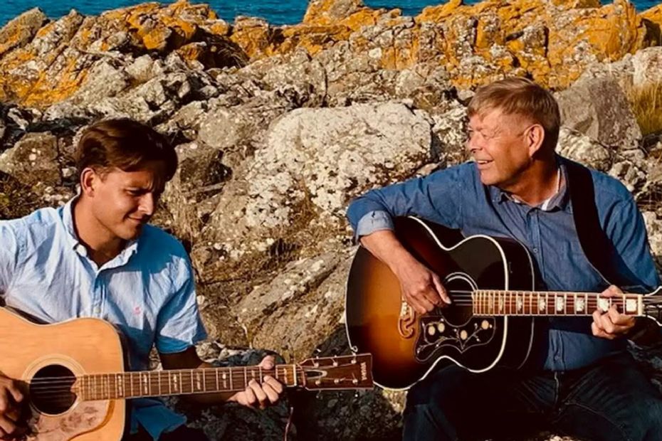 F�llessang p� Svanekegaarden