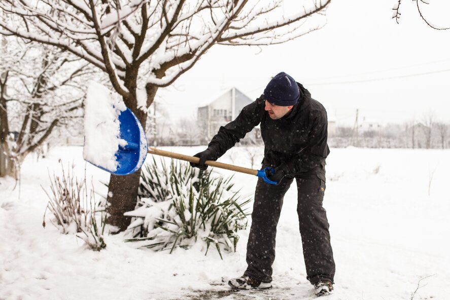 Husejere har ansvar for glatte fortove