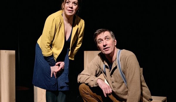 Tirsdag 6-1-26 - 06:26 Teaterforening vover pelsen for h�j kvalitet