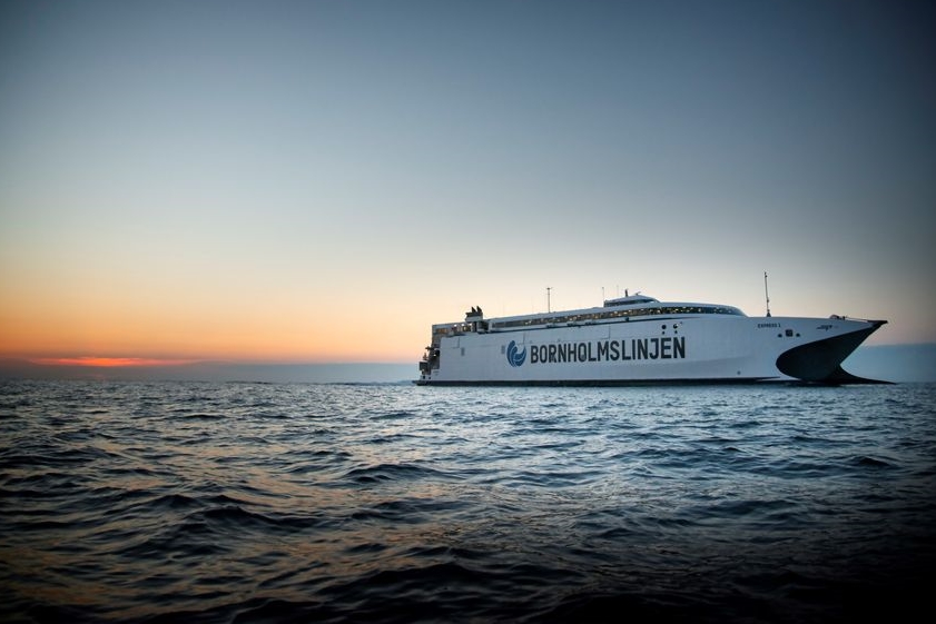 Flere passagerer og mere fragt p� f�rgerne