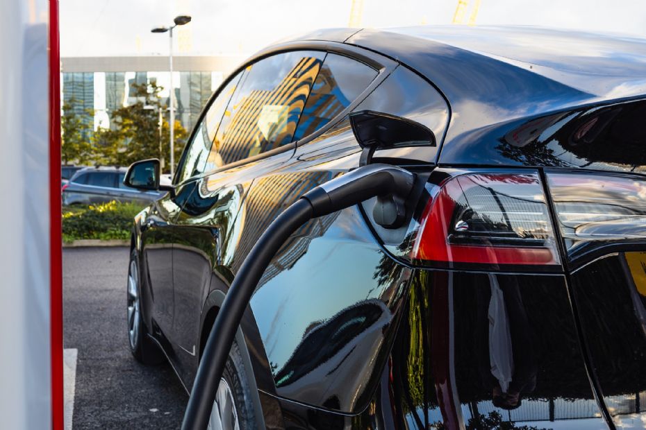 Elbiler fylder stadig mere i bilparken