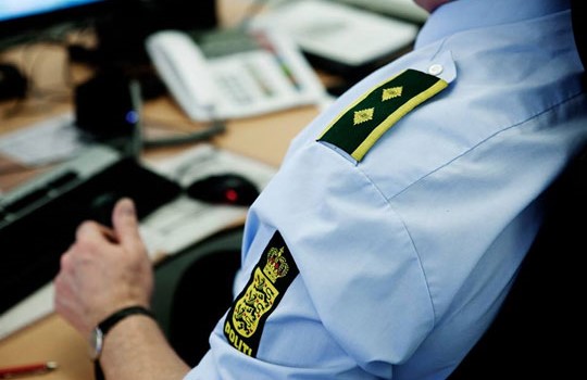 Fredag 9-1-26 - 08:13 42-�rig sigtet for at true k�restepar