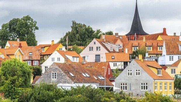 L�rdag 10-10-26 - 22:30 Bornholm st�r til at miste 2.620 indbyggere p� 10 �r