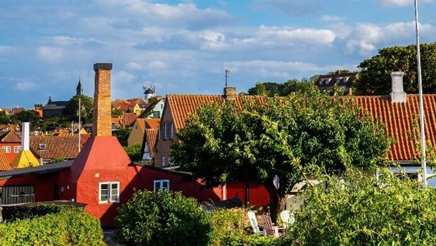 Tirsdag 13-10-26 - 08:47 Bornholm har f�et 651 mio. kr. i �konomisk n�dhj�lp