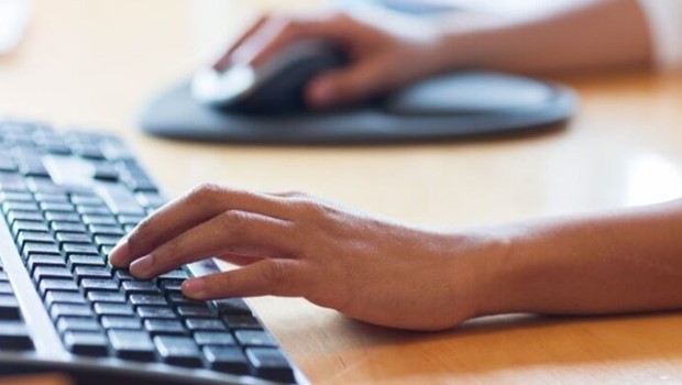 Mandag 16-2-26 - 00:03 BRK halter efter i den digitale udvikling