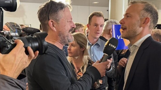 Onsdag 18-2-26 - 23:37 Borgmester: Flere m� gerne arbejde lidt l�ngere