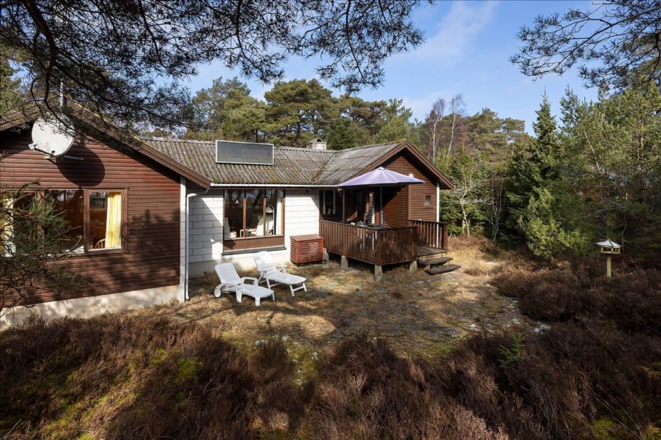 Sommerhus i f�rste r�kke til vandet ved Dueodde