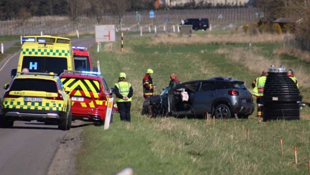 Onsdag 22-4-26 - 19:33 74-�rig kvinde dr�bt i trafikulykke ved Pedersker