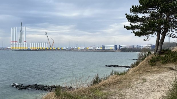 Fredag 24-4-26 - 23:38 Rekordresultat hos R�nne Havn A/S