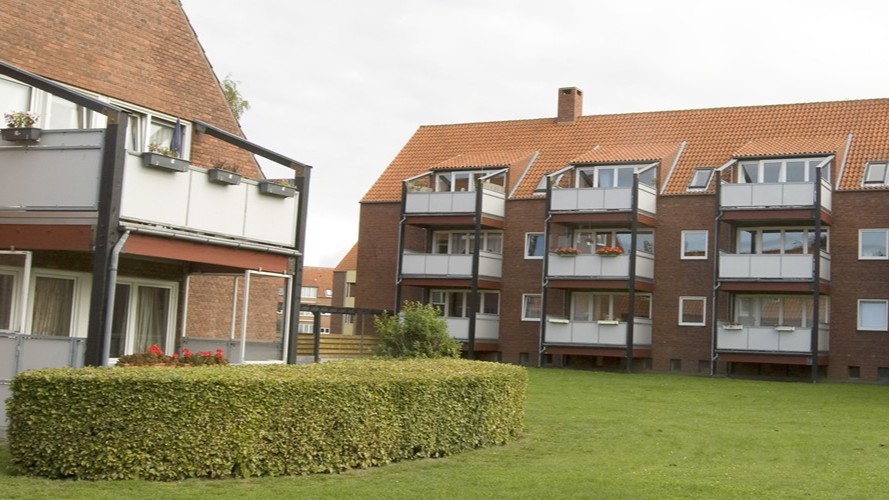 Nykredit st�tter boldbane i R�nne Nord