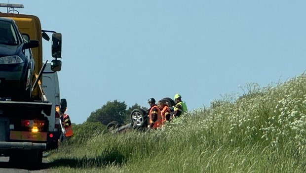 Tirsdag 26-5-26 - 22:29 Bilist slap uskadt fra voldsomt solouheld