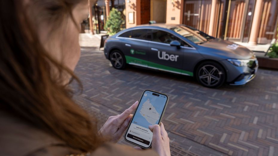 Dantaxi s�tter rekord under Folkem�det