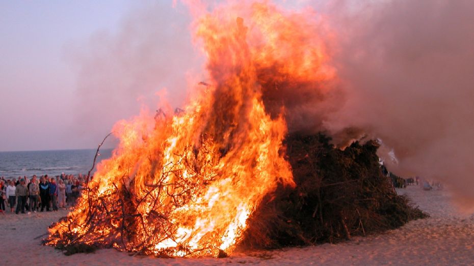 Derfor t�nder bornholmerne sankthansb�l