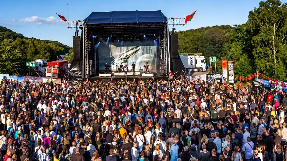 Festivalscener m� blive 25 meter h�je
