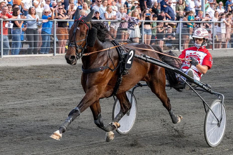 Mads Petersen suver�n i kusketoppen p� Bornholm