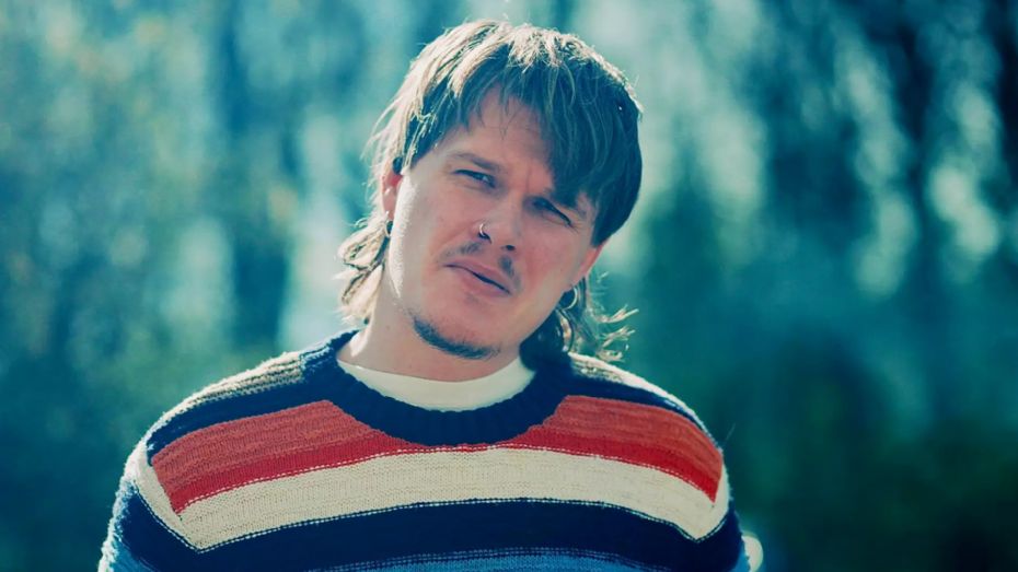 Prisvindende sangskriver g�ster Svaneke