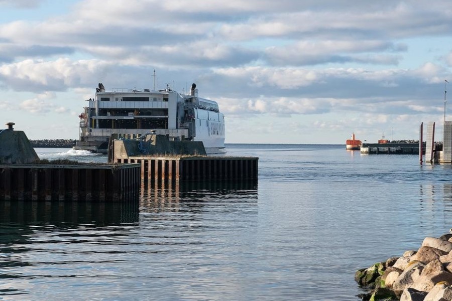 Flere biler p� Ystad-ruten
