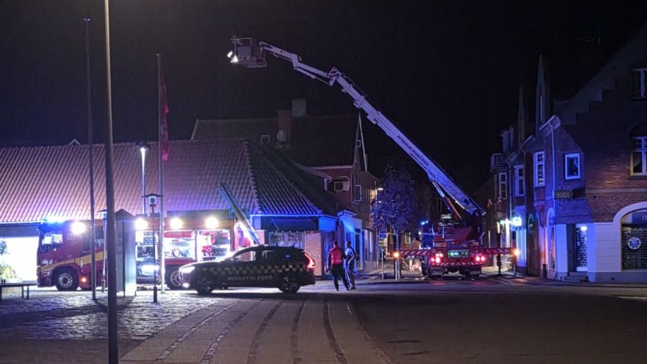 Kraftig brand hos Bager Mortensen i Nex�