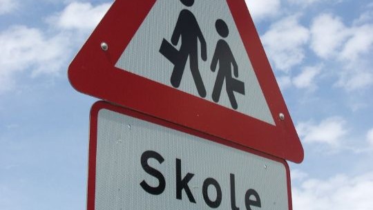 Snart ringer skoleklokken p� Bornholm
