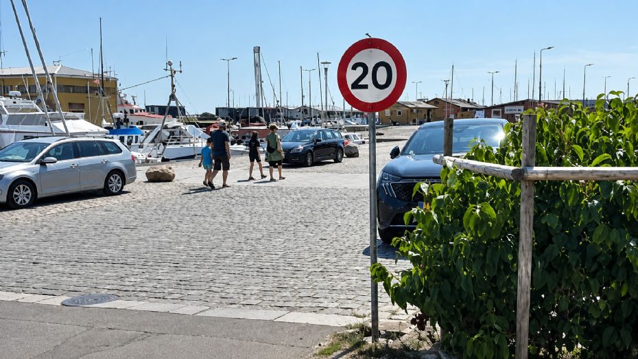 Opr�b fra Nex� Havn: Der k�res alt for st�rkt