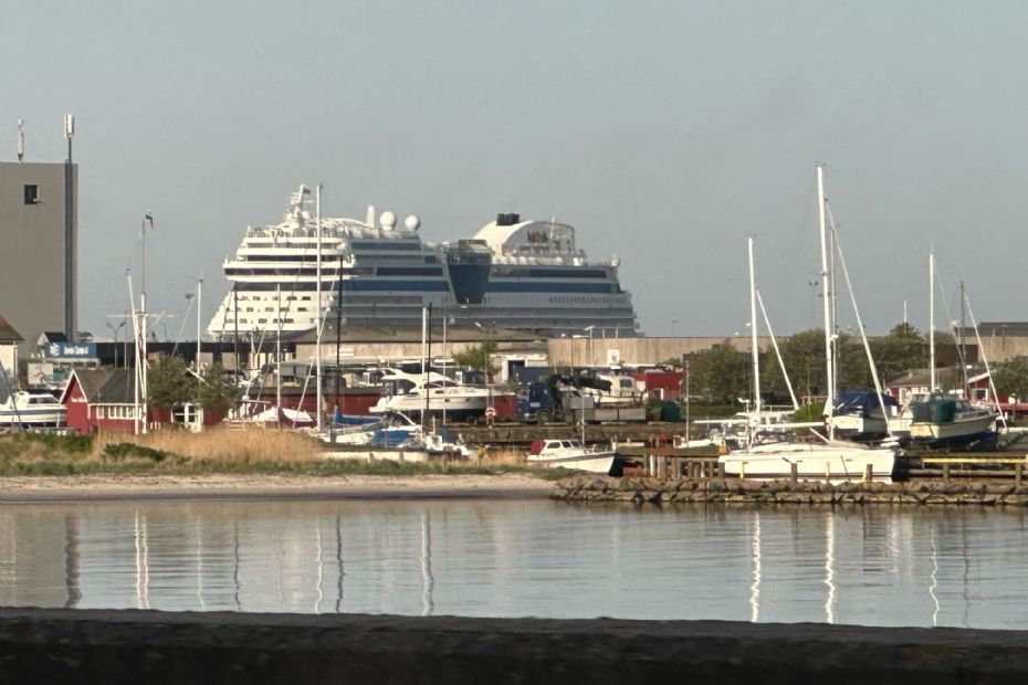 Krydstogtskibe kommer med i turismens klimaregnskab