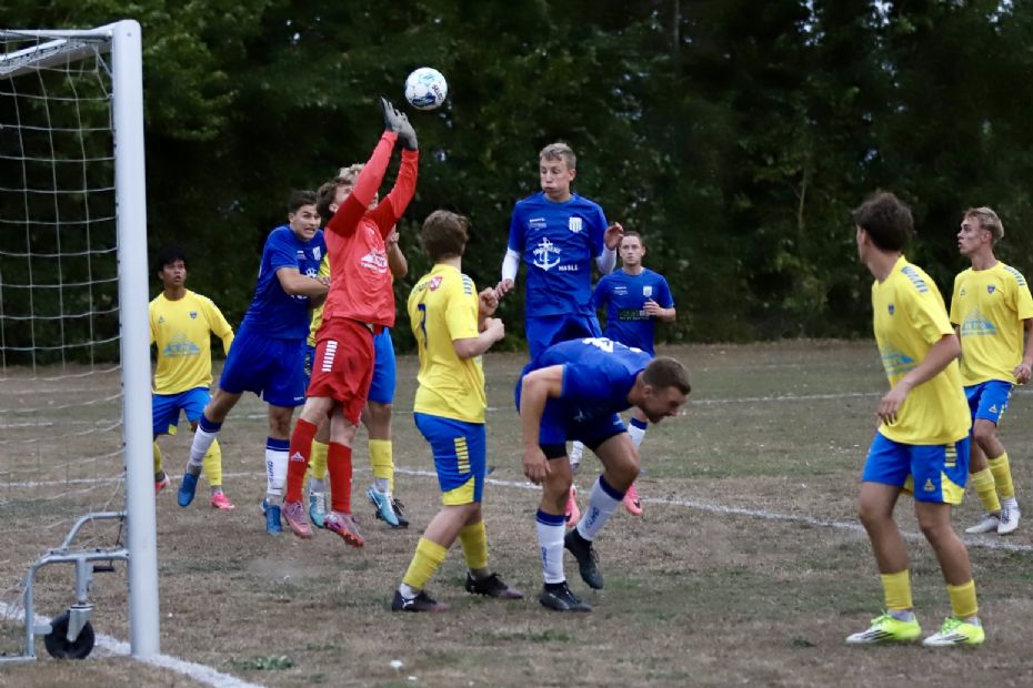 Nex� 2 topper efter m�lrig spillerunde