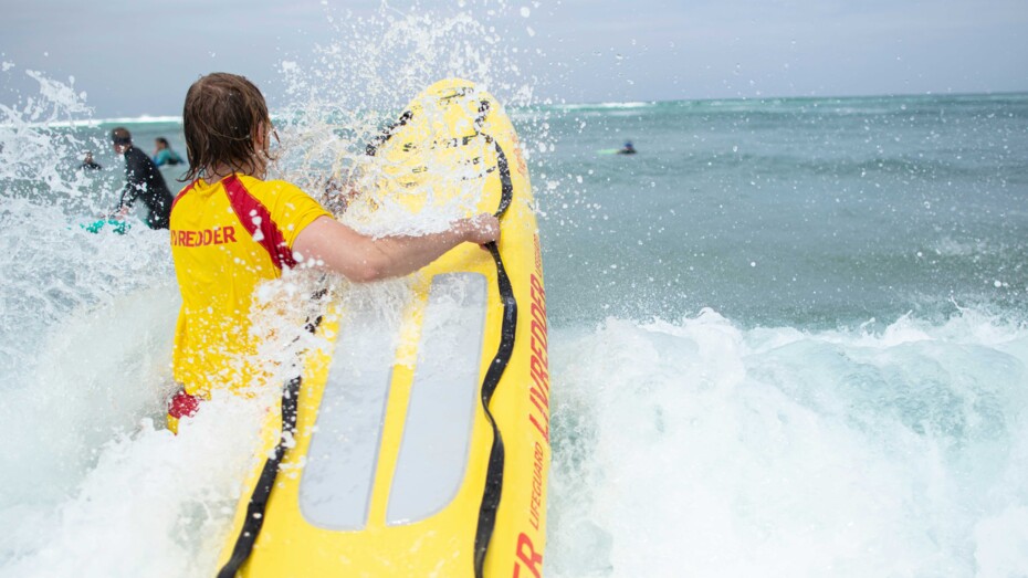 Livreddere hjalp windsurfere i problemer ved Balka
