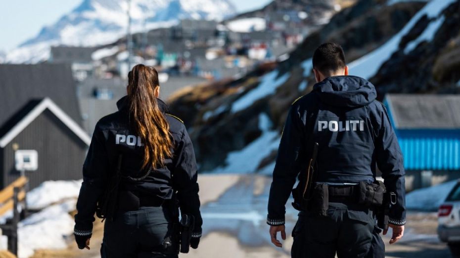 32-�rig kvinde tiltalt for vold mod politibetjent