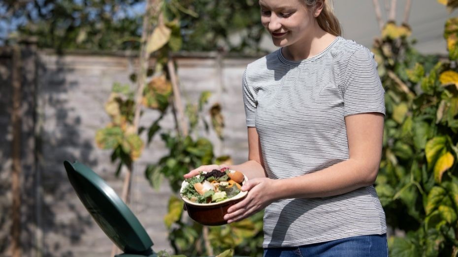 Kompost g�r haven rigere � men ikke alt h�rer til i bunken